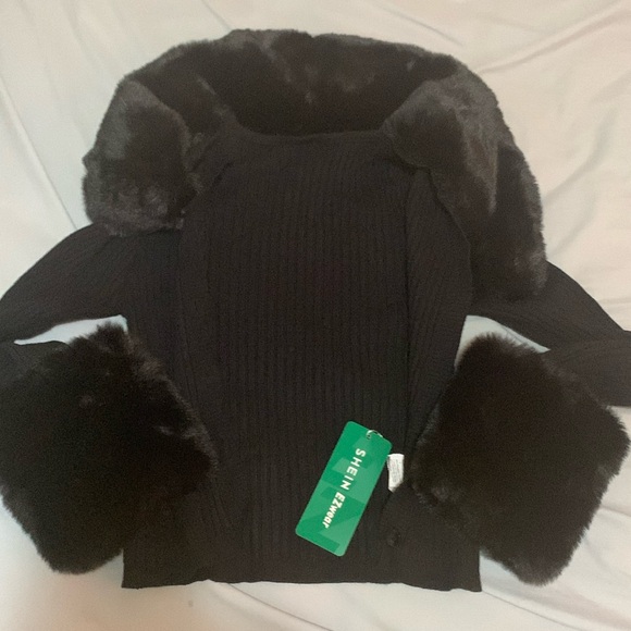 SHEIN ICON Borg Collar Fuzzy Cuff Tight Cut Black Long Sleeves Cardigan - Picture 1 of 2